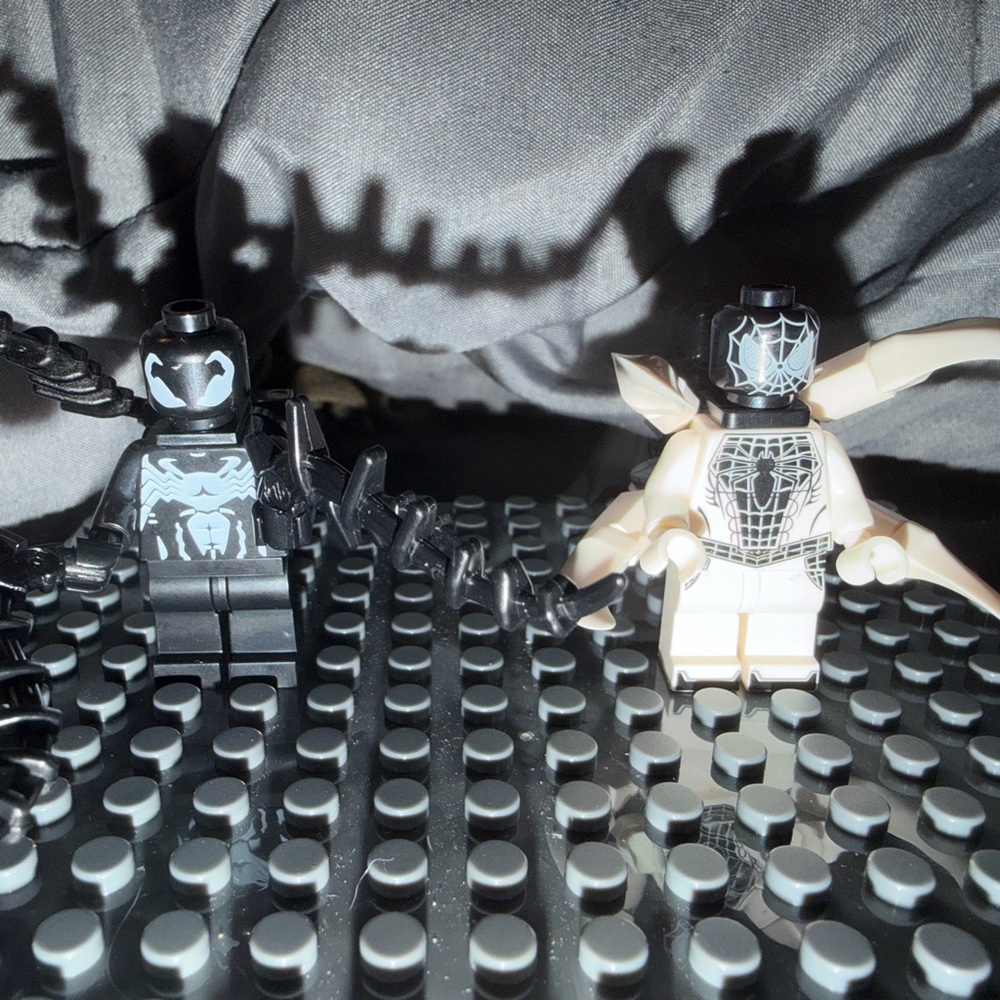 Black and White Spider-man Themed Minifigures